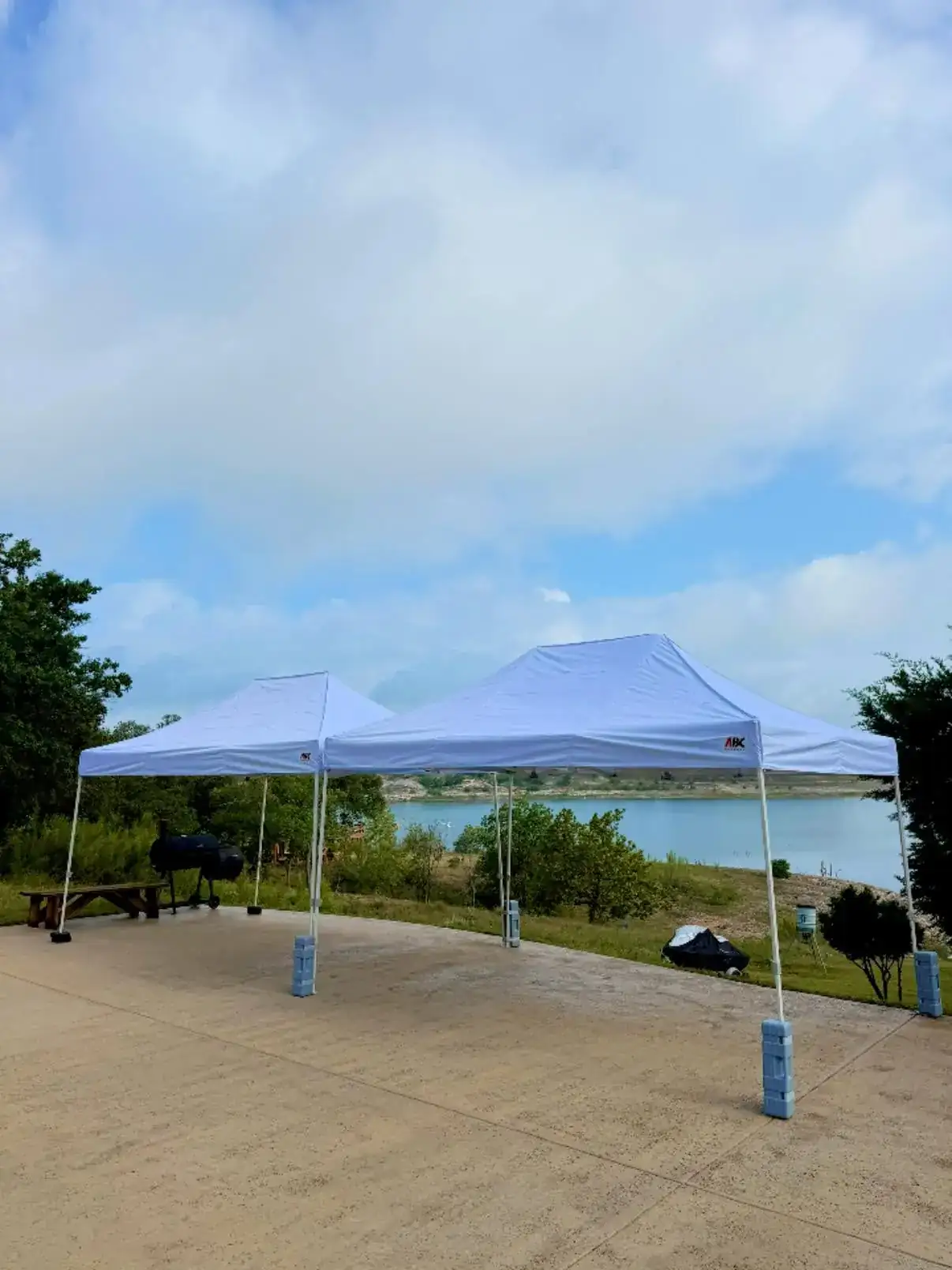 Canopies on the water at Canyon Lake