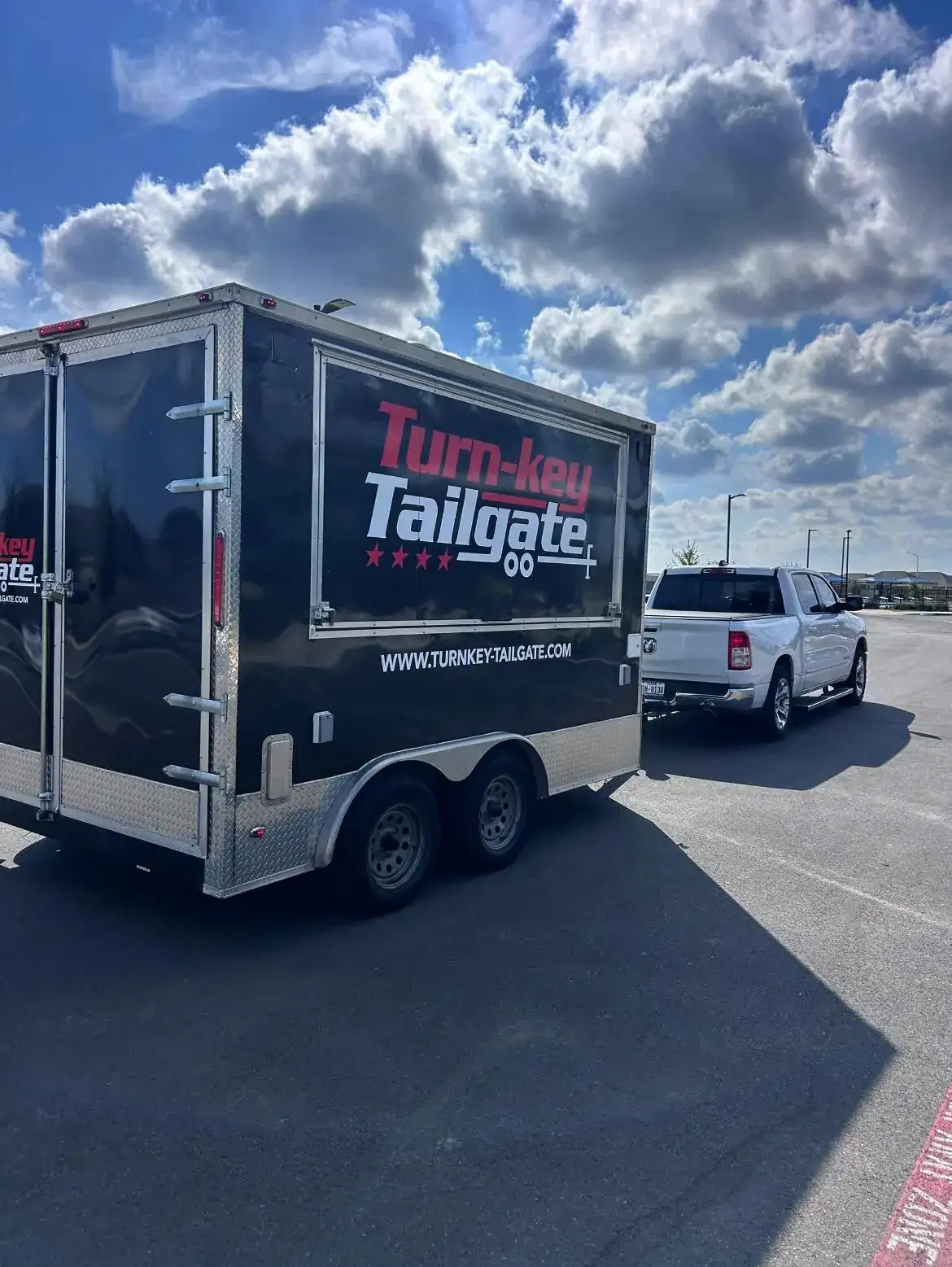 Trailer on the road to the next event